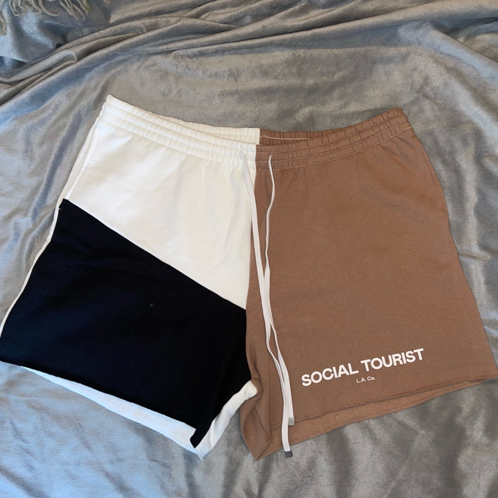 Social Tourist Colorblock Shorts - Tan, Black & White - Size XXL